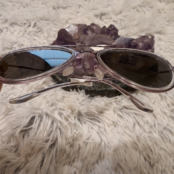 💜 Sunglasses 💜 - Picture 4 of 5